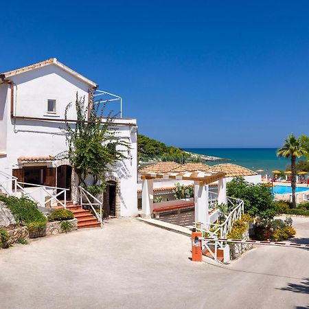 Crovatico Club Vacanze فيستَ المظهر الخارجي الصورة