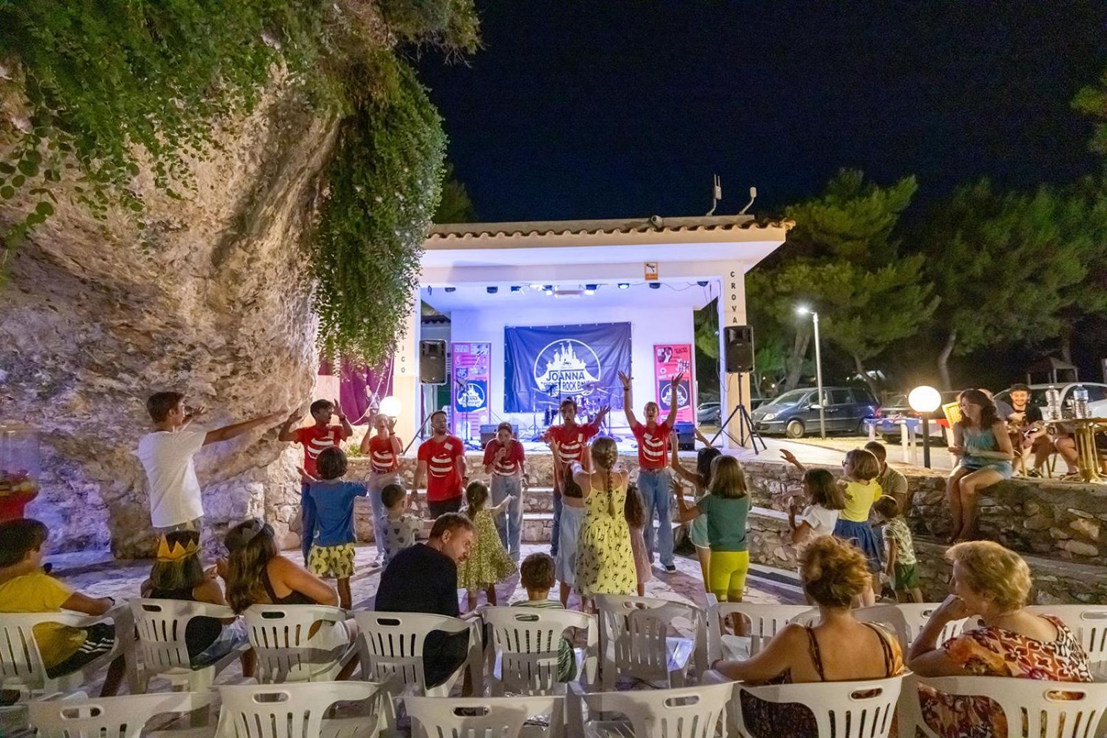 Crovatico Club Vacanze فيستَ المظهر الخارجي الصورة